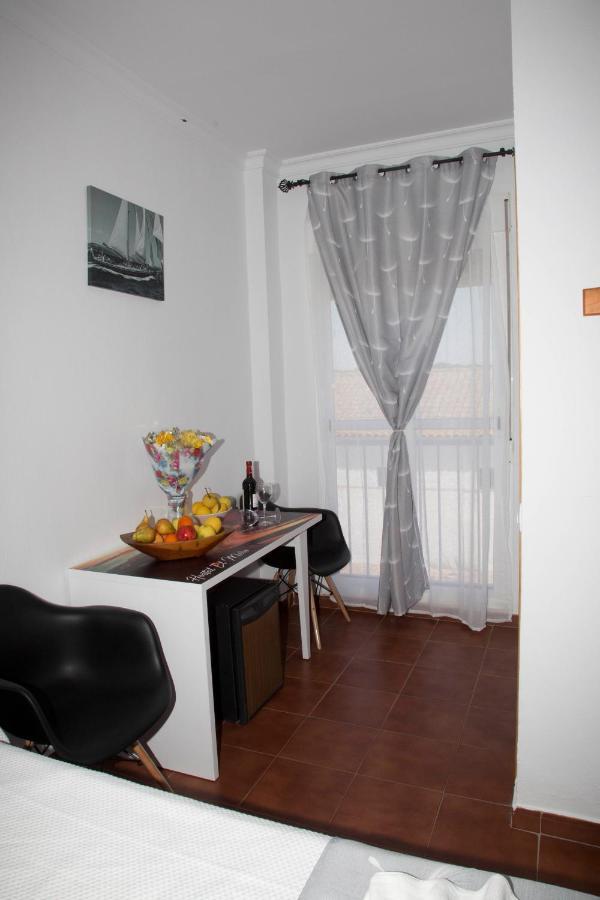 סהורה Hostal Cafeteria El Mero מראה חיצוני תמונה